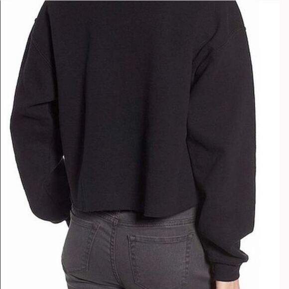 NWT Junk Food cropped sweatshirt Christmas - Picture 2 of 4